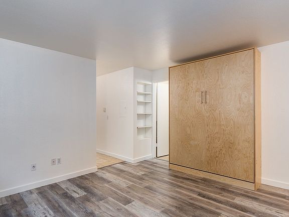5th image of 3626 14th Ave W APT B1