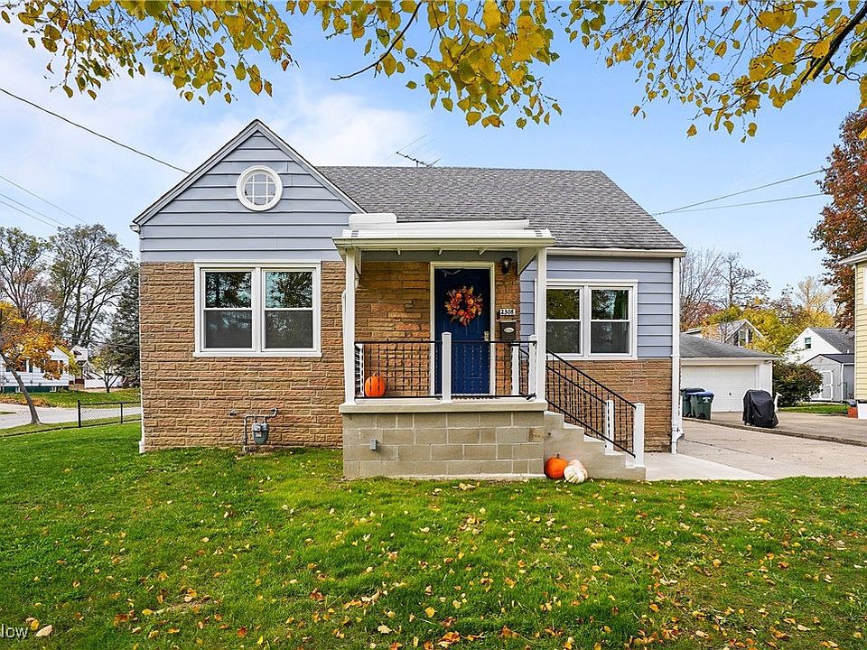 1st image of 2308 8th St