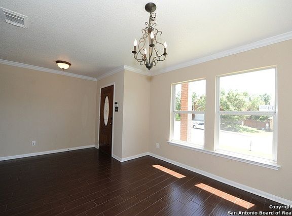 3rd image of 21923 N Kenton Croft
