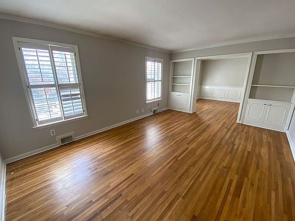 4th image of 5867 Brierdale Ave