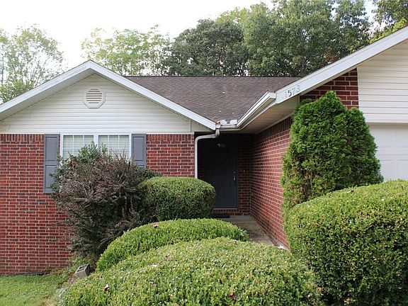 4th image of 1573 E Sandy Dr
