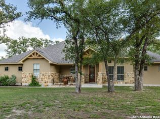 121 Sendera Xing, La Vernia, TX 78121