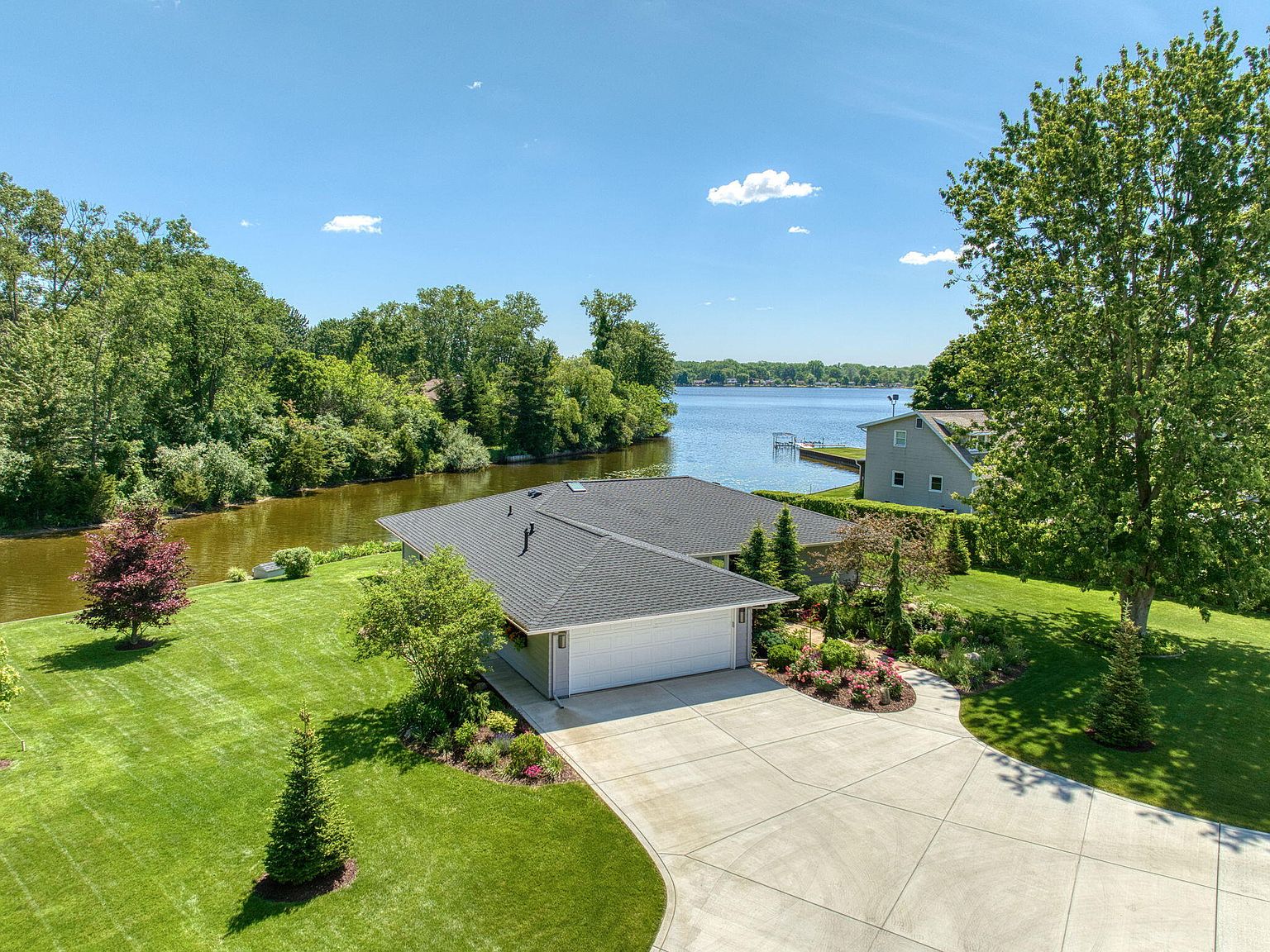5751 Browns Lake Rd, Jackson, MI 49203 MLS 24047501 Zillow