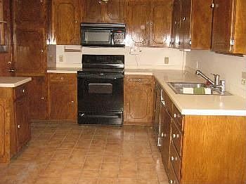 4th image of 13200 Canyon Trl