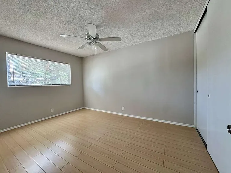 731 N Azusa Ave — Photo 21