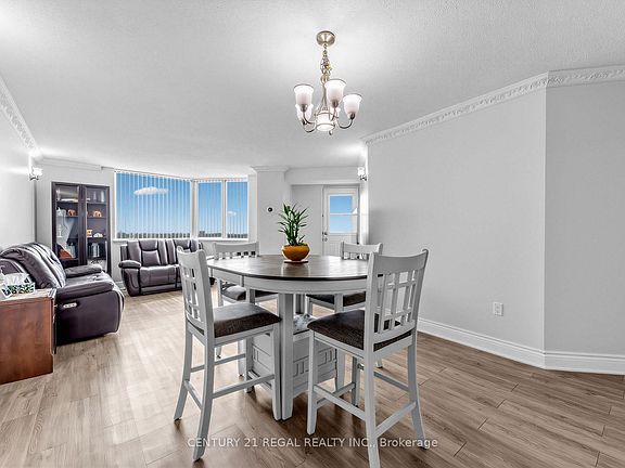 3rd image of 234 Albion Rd #2105