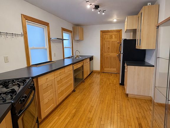 2nd image of 1111 Auburn Ave #2