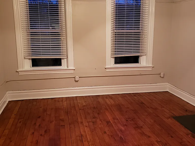5310 Butler St — Photo 4