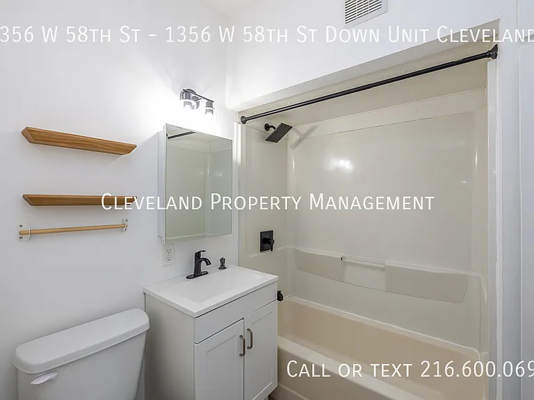 1356 W 58th St #1356 W 58TH ST DOWN — Photo 10