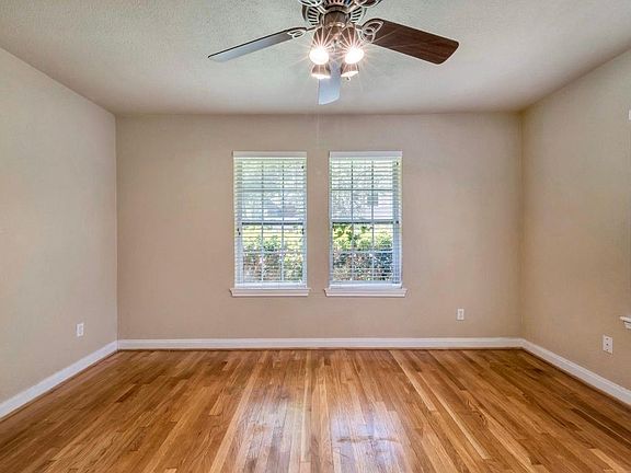 4th image of 4003 El Campo Ave