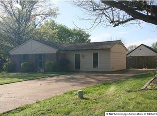 6515 Hermitage Rd, Horn Lake, MS 38637