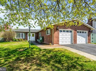 3 Lancashire Dr, Eastampton, NJ 08060