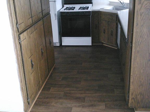 2nd image of 8443 Rhode Island Dr N