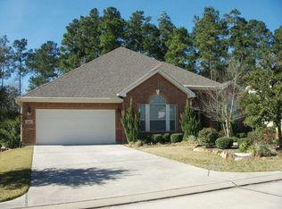 2140 Summit Mist Dr, Conroe, TX 77304