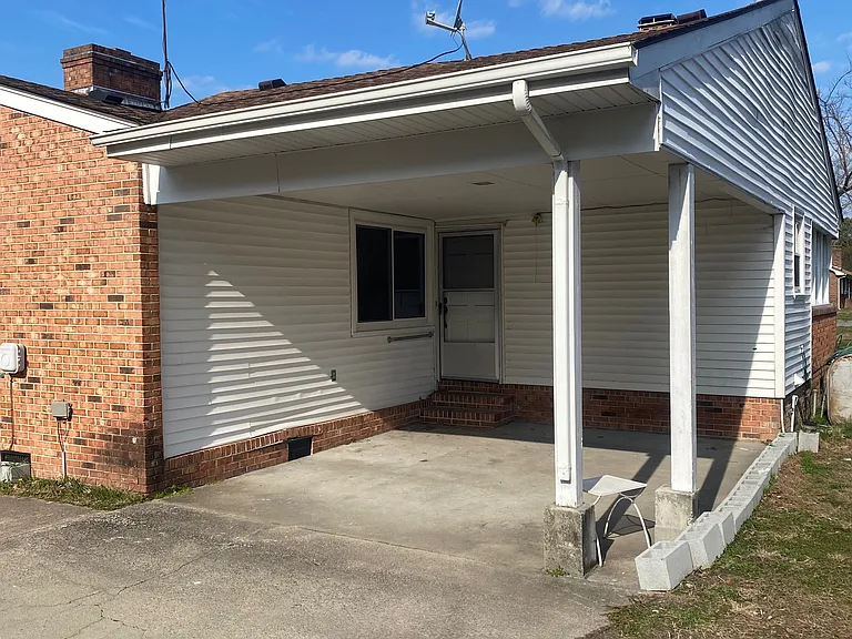 805 Gardner St — Photo 2