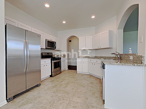 3rd image of 30011 Saw Oaks Dr