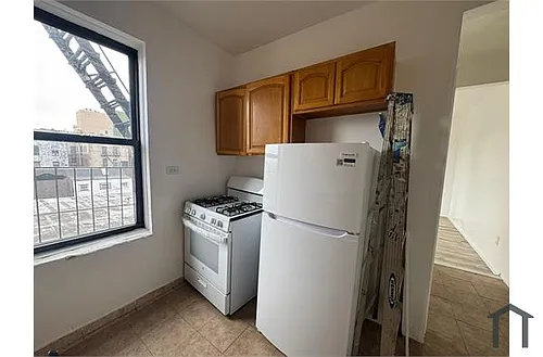 2486 Elm Pl #3D Photo 1