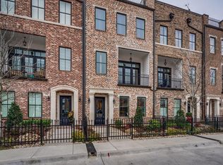 321 W Franklin St, Waxahachie, TX 75165