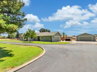 3131 Almond Blossom Ln, Roseville, CA 95747