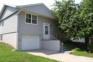 1st image of 2600 Meadow Trl