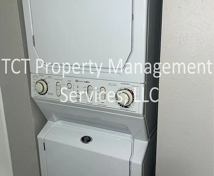 286 W Palomino Dr #135 — Photo 9