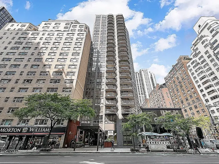 360 E 57th St #21B — Photo 13