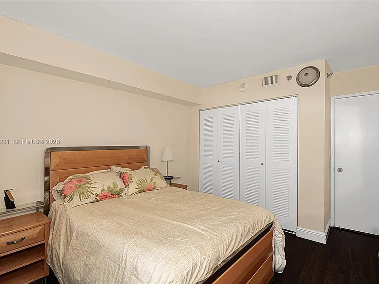 3300 NE 192nd St #711 — Photo 22