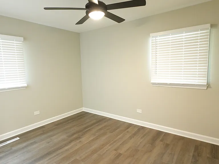 111 W Green Meadows Blvd — Photo 18