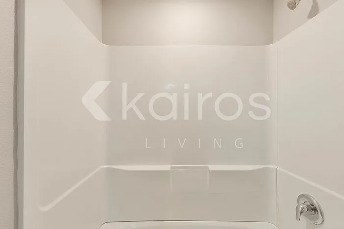 8512 Indian Laurel Ln — Photo 16