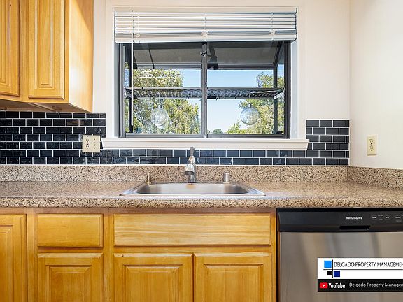 4th image of 900 Southampton Rd APT 84