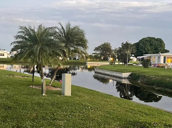 120 SW 15th Court, Boynton Beach, FL 33426