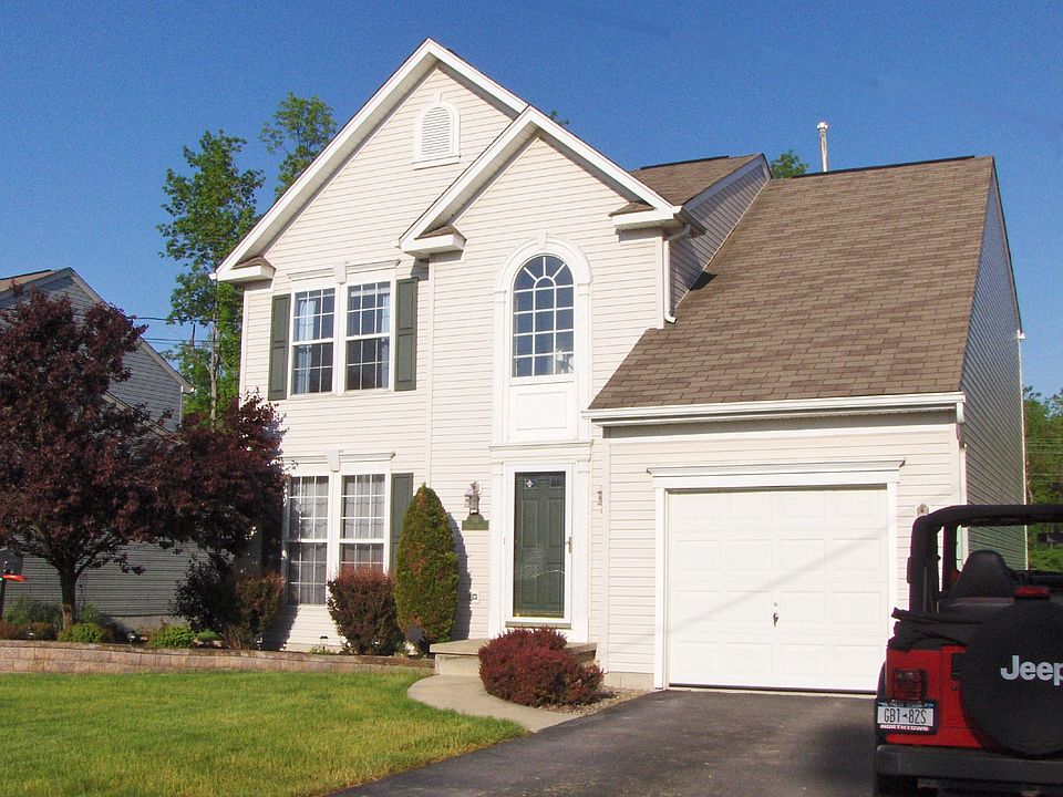 2nd image of 90 Miller Rd