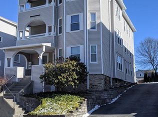 7 Jones St, Worcester, MA 01604