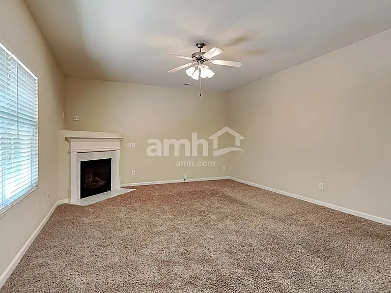 4635 Craver Woods Ct — Photo 6