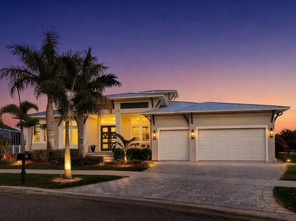 716 Pinckney Dr, Apollo Beach, FL 33572