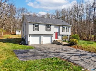 40 Carol Drive, Montville, CT 06382