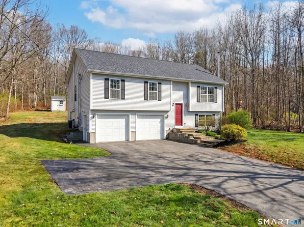 40 Carol Drive, Montville, CT 06382