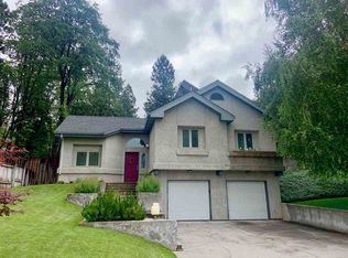 508 Sarah Bell St, Mount Shasta, CA 96067