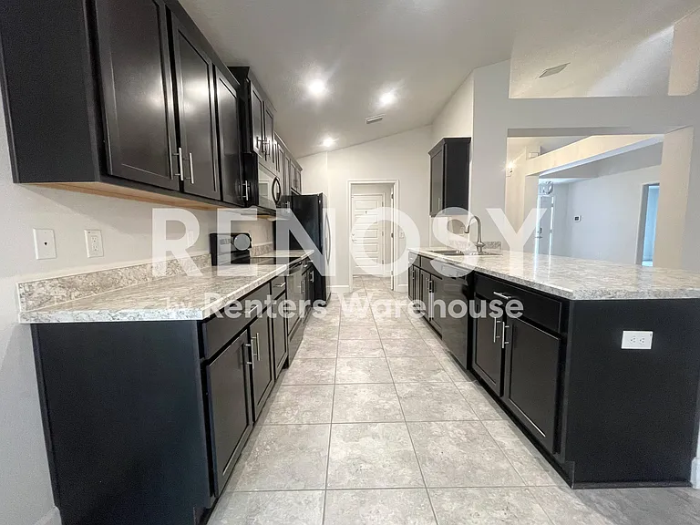 11819 Sutter Gate Loop — Photo 9