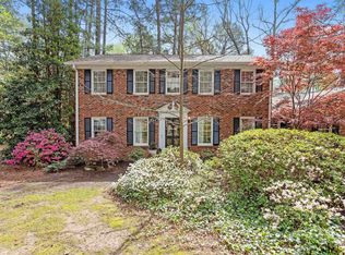 201 Rosecommon Ln, Cary, NC 27511