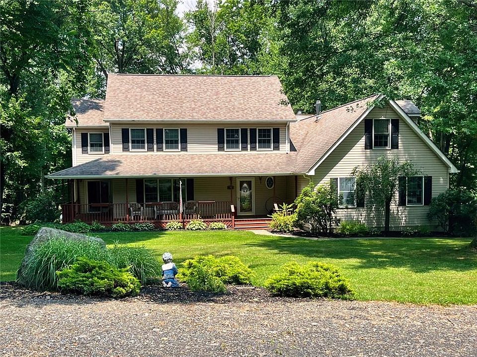 1st image of 6 Lakewood Drive
