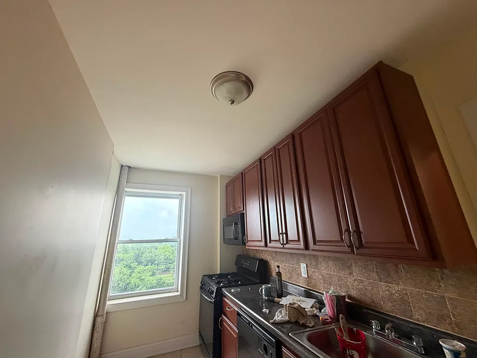 500 Garfield Ave #31E