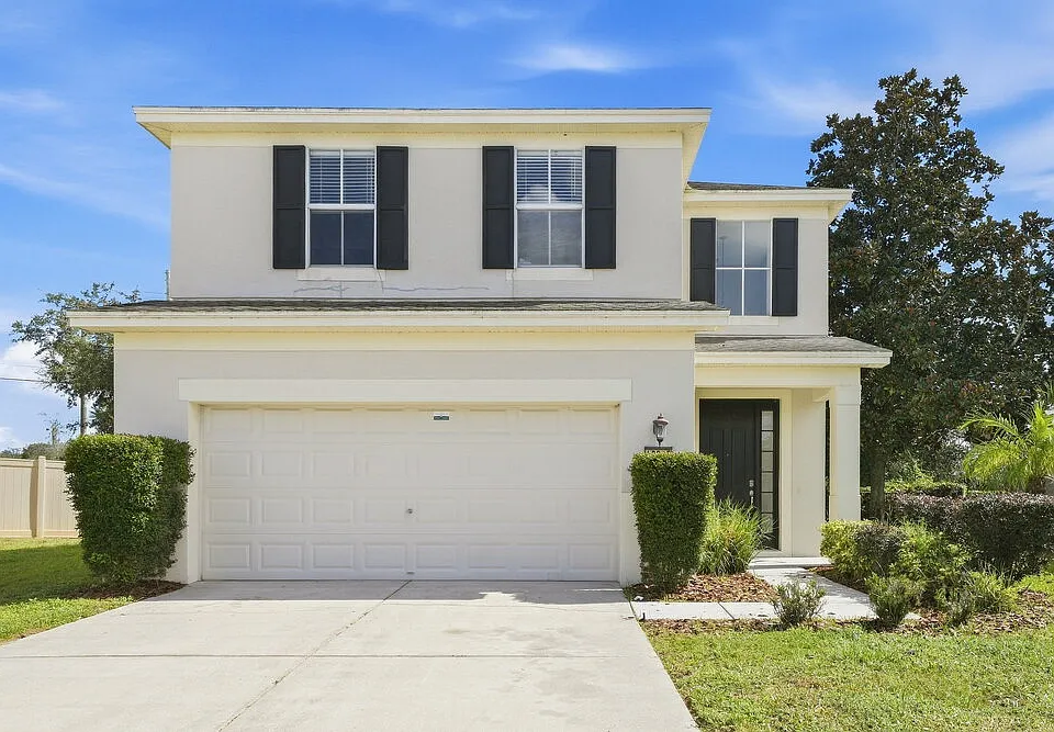 13945 Crater Cir