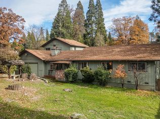 31 Cedar Ln, Weaverville, CA 96093