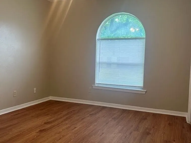 3401 Hummingbird Ln — Photo 13