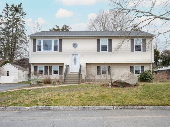 80 Foxborough St, New Bedford, MA 02746