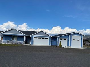 47069 River Ranch Rd, Clatskanie, OR 97016