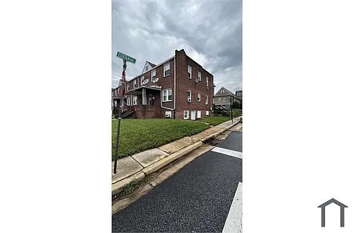 1051 Desoto Rd Photo 1