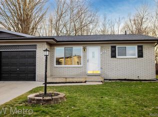47420 Brent Ct, Chesterfield, MI