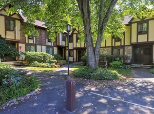 523 Swanson Cres #523, Milford, CT 06461